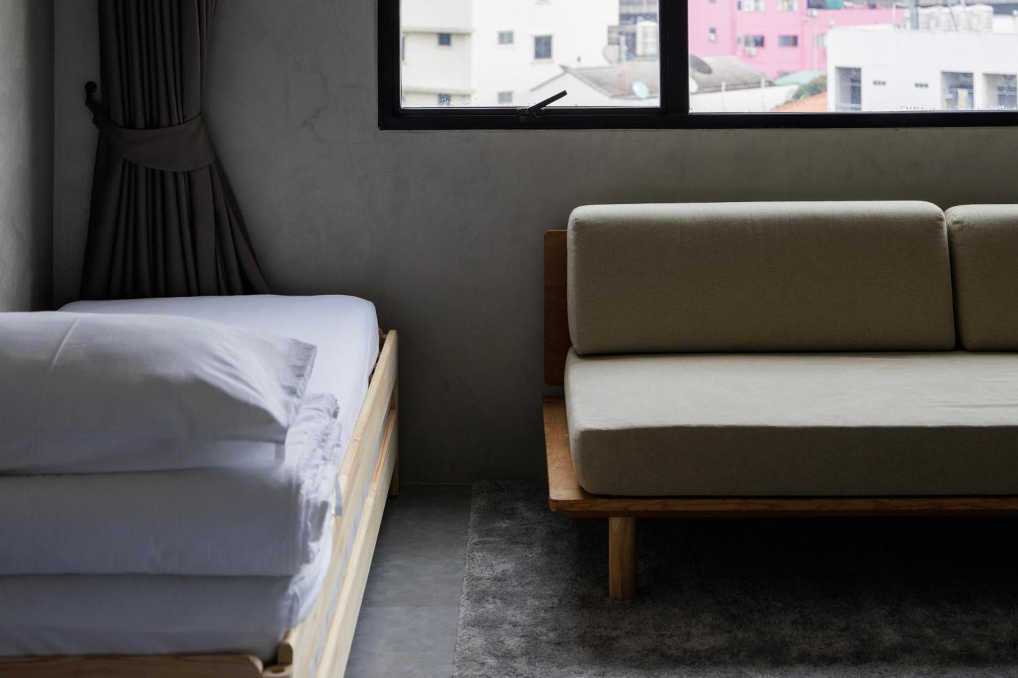C'House Bangkok Hostel Buitenkant foto