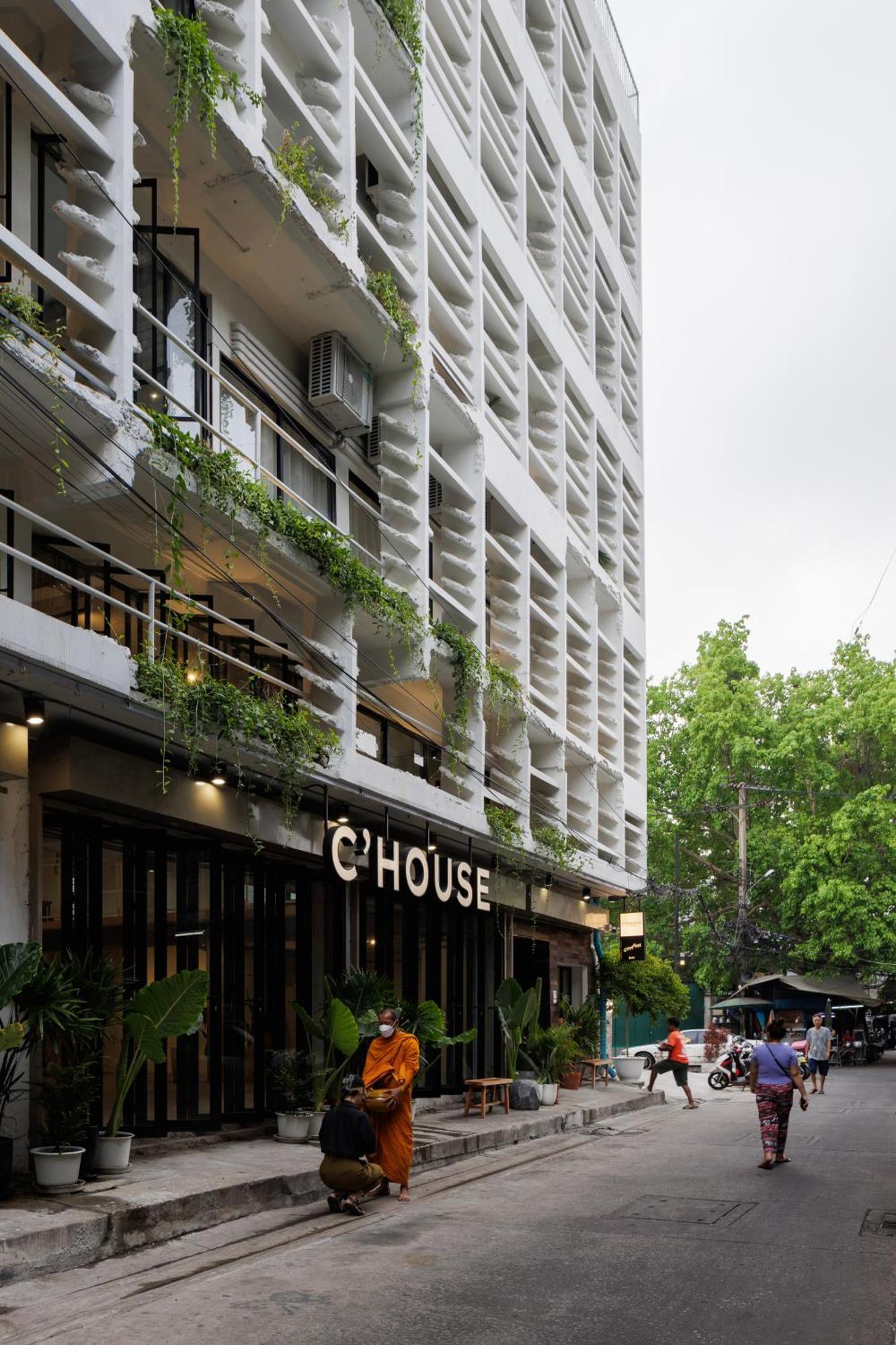 C'House Bangkok Hostel Buitenkant foto