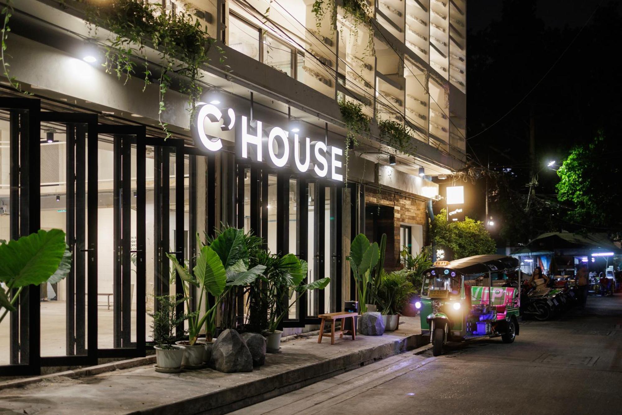 C'House Bangkok Hostel Buitenkant foto